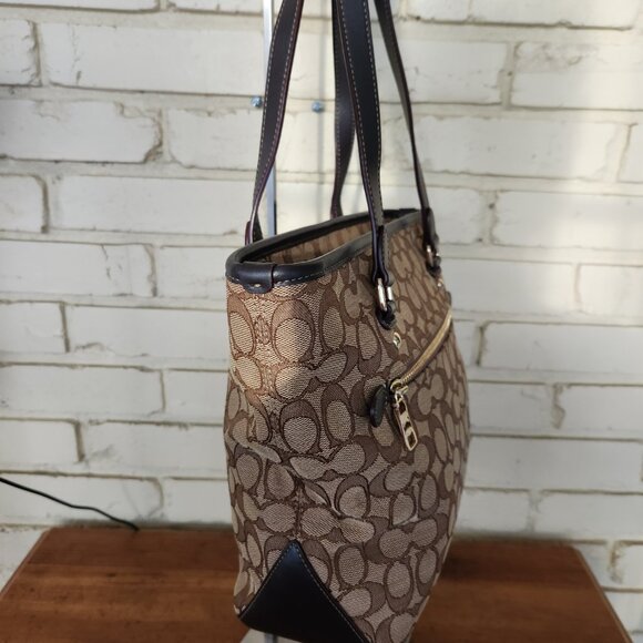 Euc Coach Khaki Jacquard Zip Top Shoulder Bag Purse - Picture 5 of 15